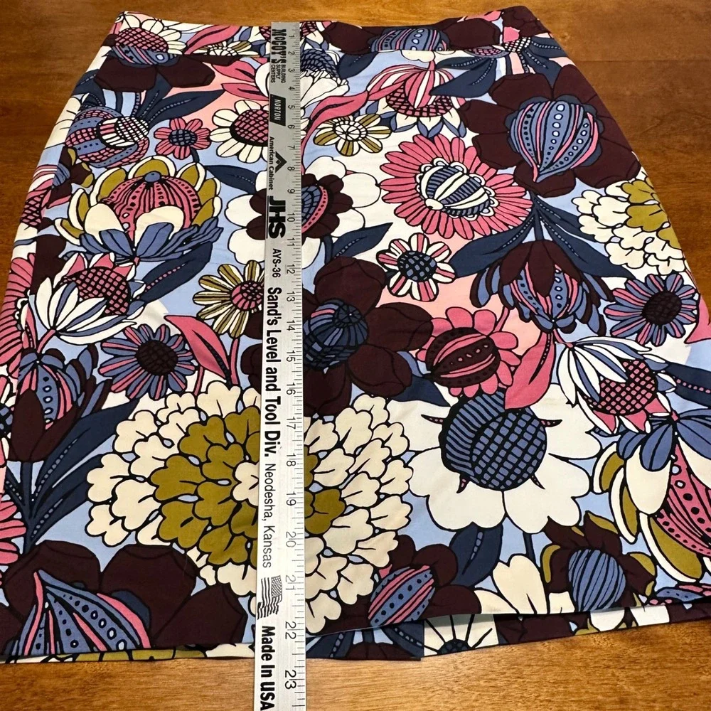 Ann Taylor Factory Floral Pencil Skirt Blue‎ Pink Burgundy Size 10 - Picture 12 of 12